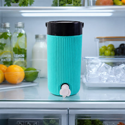 Back view of ChillPour insulated water jug 2.5L with handle