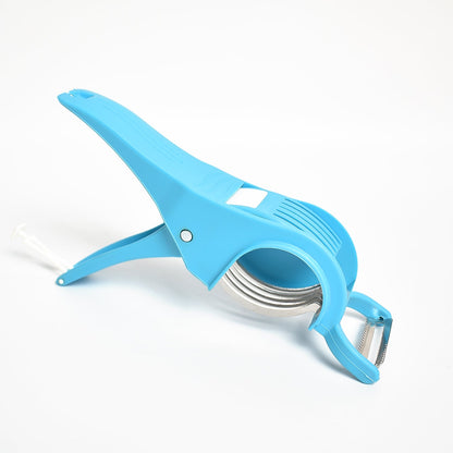 Detailed shot of the five stainless steel blades of the multi cutter, ready for use.