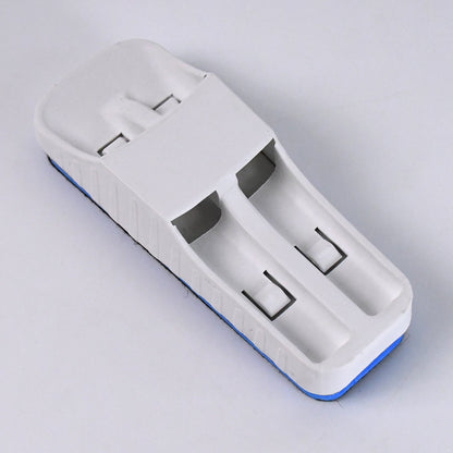 Close-up of the efficient cleaning surface of the magnetic duster.